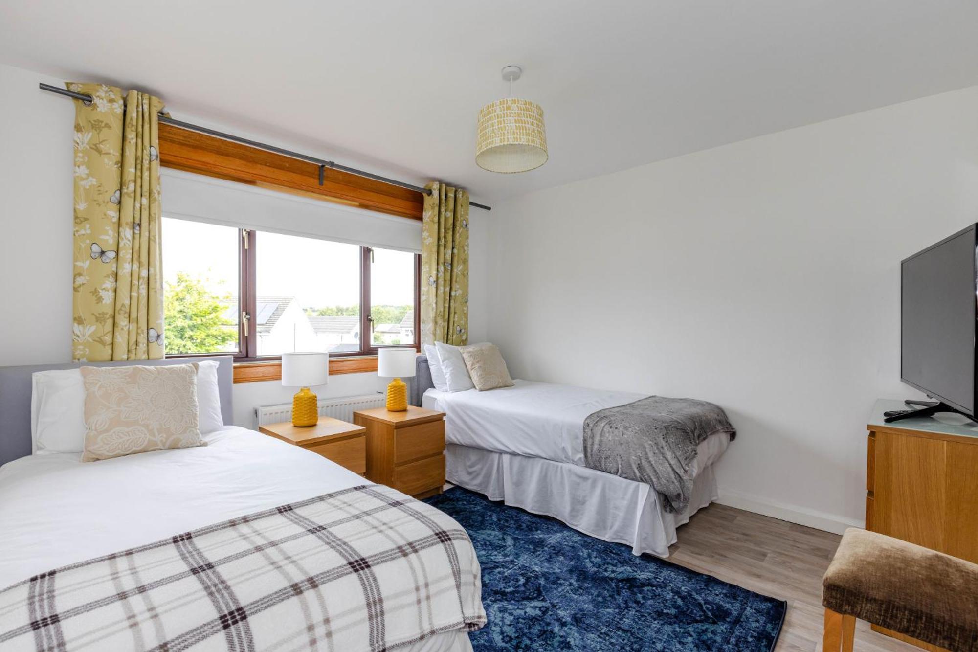 Family Home Inverkeithing Ideal For Edinburgh, Dunfermline & St Andrews 3 Bedrooms Exterior photo