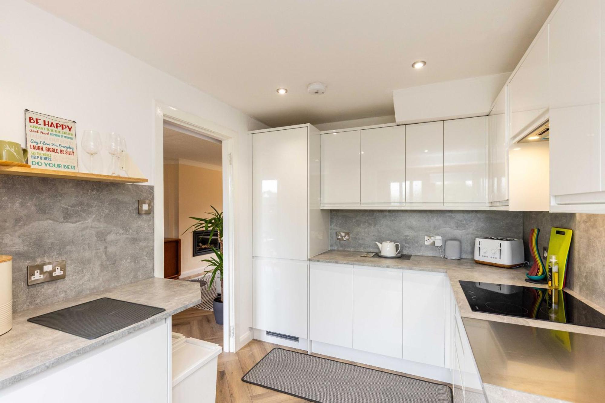 Family Home Inverkeithing Ideal For Edinburgh, Dunfermline & St Andrews 3 Bedrooms Exterior photo